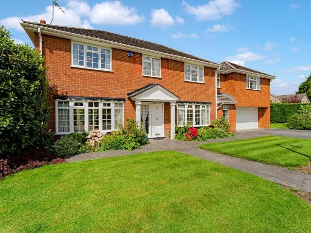 House for sale in Cheadle Hulme, Greater Manchester