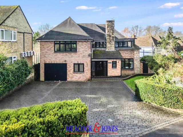 House for sale in Hutton, Navestock Side