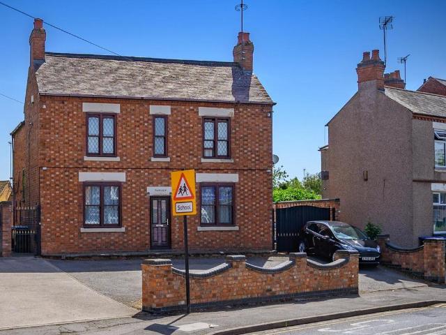 House for sale in Walsgrave On Sowe, Isle Of Man