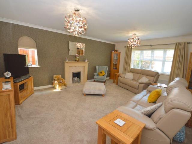 House for sale in Upton, Widnes