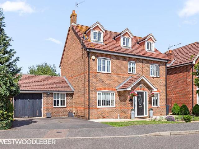 House for sale in Broxbourne, Hertfordshire