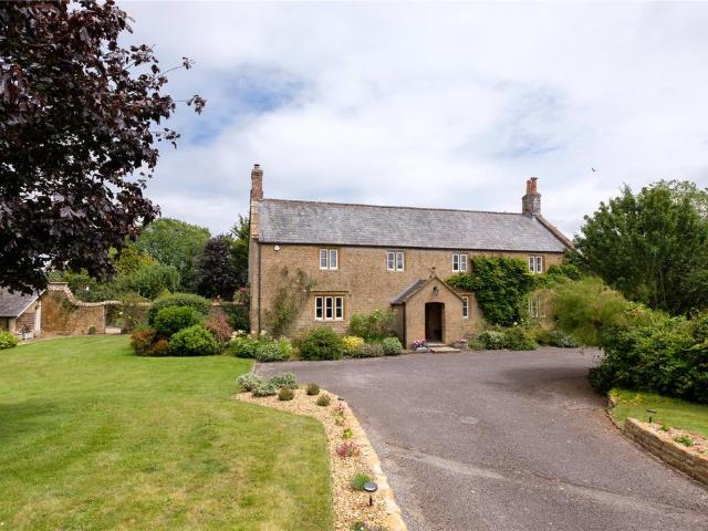 House for sale in Haselbury Plucknett