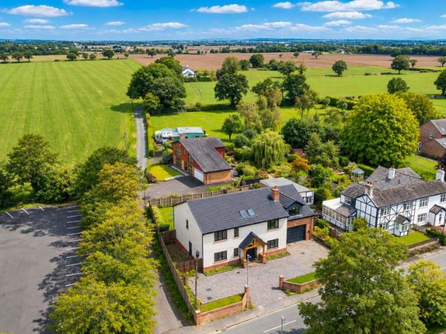 House for sale in New Lane End, Warrington