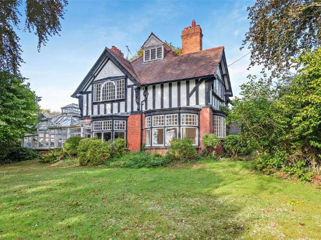 House for sale in Thornton Hough, Liverpool City Region
