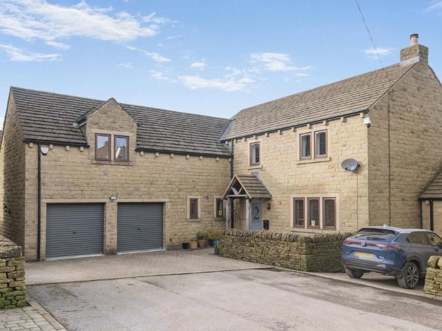 House for sale in Crane Moor, South Yorkshire