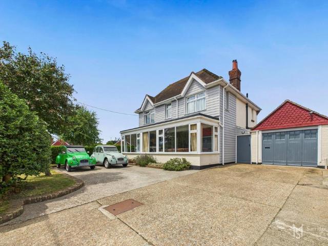 House for sale in Polegate, Cross In Hand