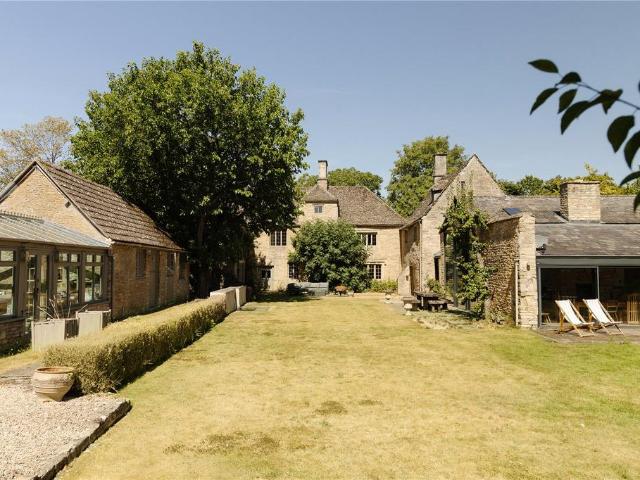 House for sale in Black Bourton, Oxfordshire