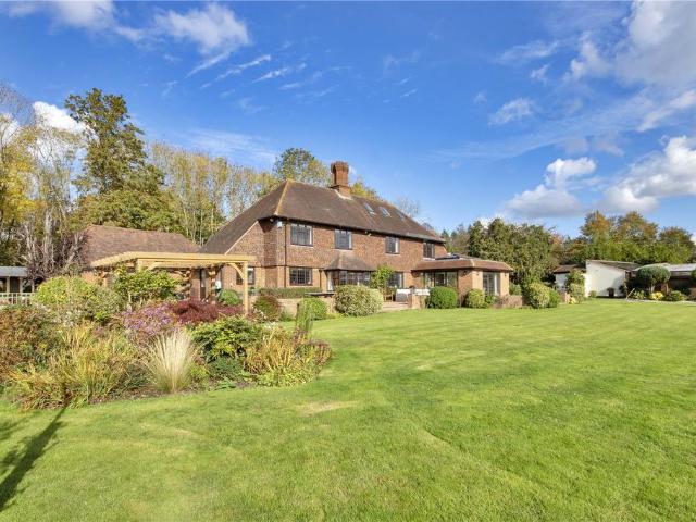House for sale in Hunton, Midway