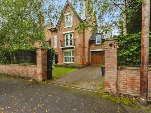 House for sale in Georgia, Greater Manchester