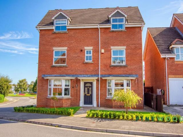 House for sale in Danesmoor, North East Derbyshire