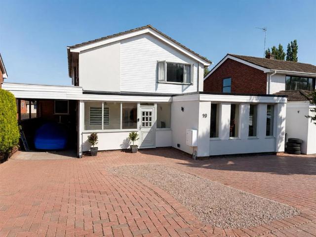 House for sale in Alderminster, Warwickshire