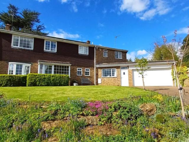 House for sale in Evershot, Oxfordshire