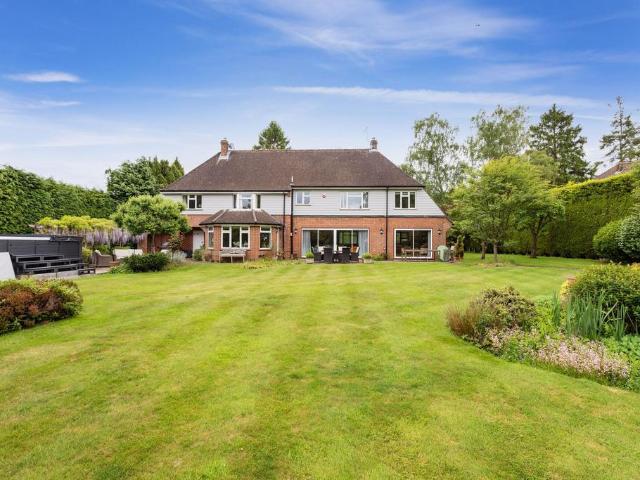 House for sale in Berrick Salome, Oxfordshire