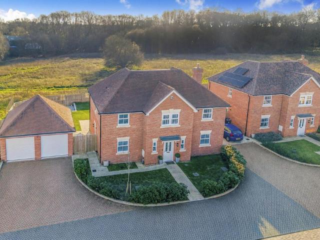 House for sale in Charvil
