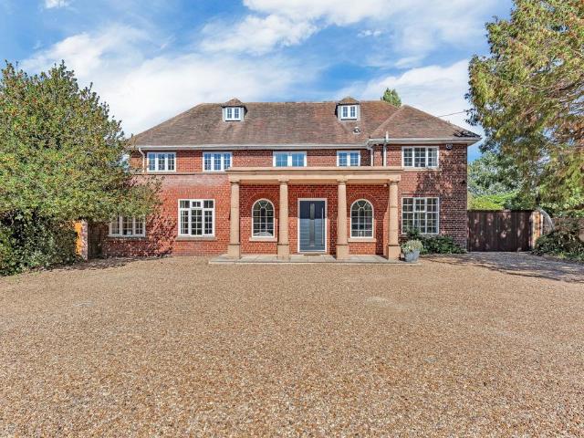 House for sale in Bedford
