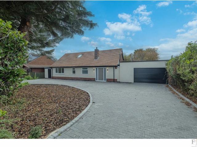 House for sale in Stanford On Avon, Leicestershire
