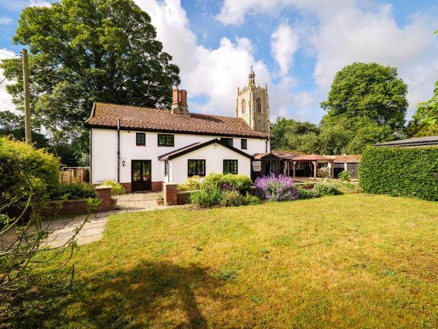 House for sale in East Tuddenham, Norfolk