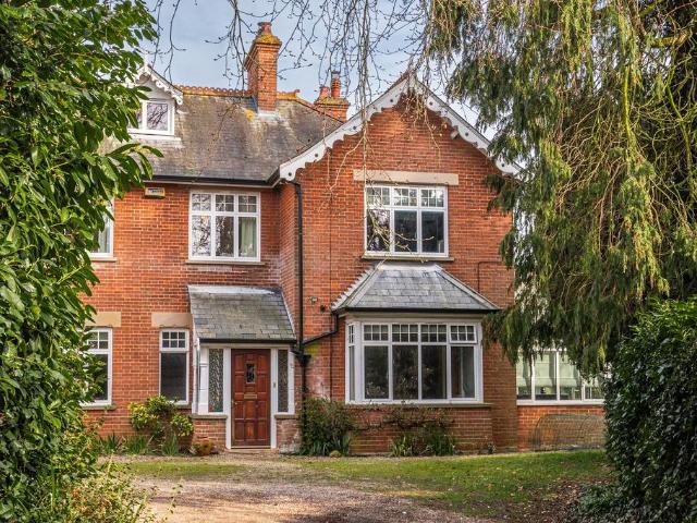 House for sale in Acle, Crostwick