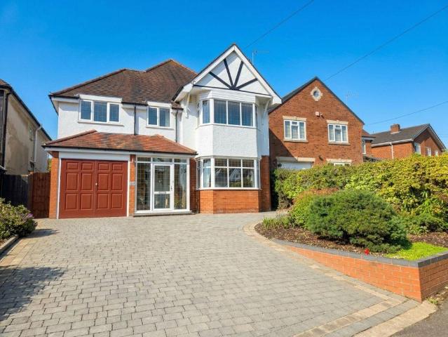House for sale in Maney, Birmingham