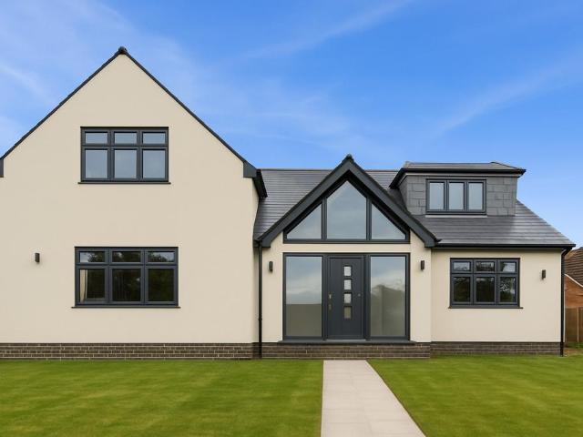 House for sale in Marlow Bottom, Buckinghamshire