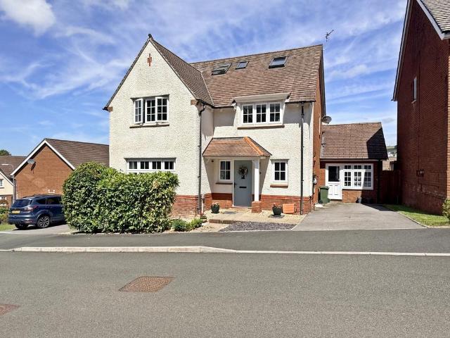 House for sale in Bryncae, Wales