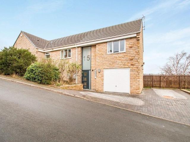 House for sale in Crackenedge, Dewsbury