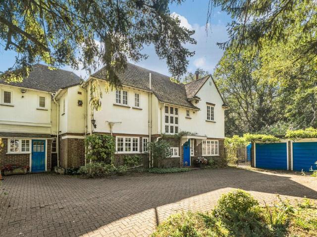 House for sale in London Borough of Bromley, Greater London