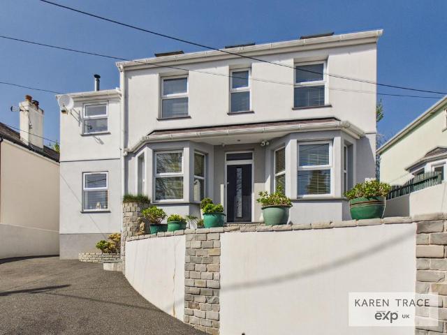 House for sale in St Blazey, Cornwall