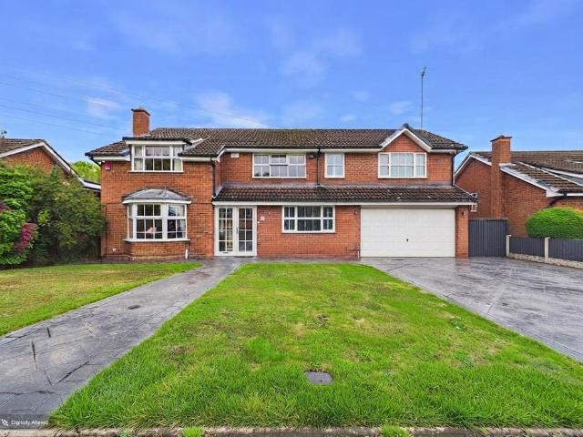 House for sale in Sutton Coldfield, West Midlands