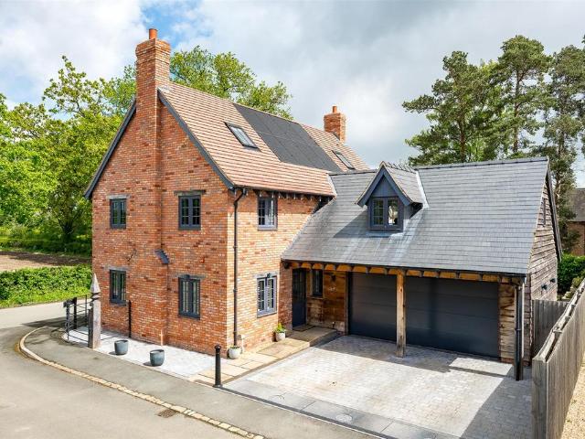 House for sale in Kinnerley, Shropshire