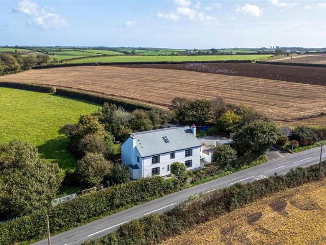 House for sale in Reskivers, Tregony