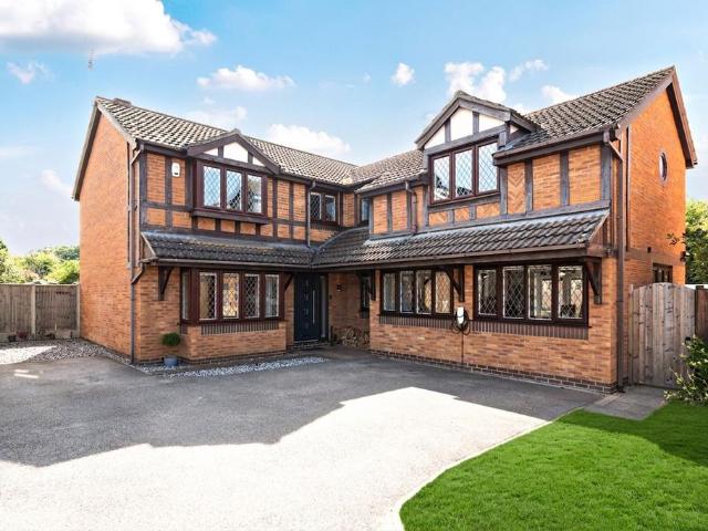 House for sale in Skellingthorpe, North Kesteven