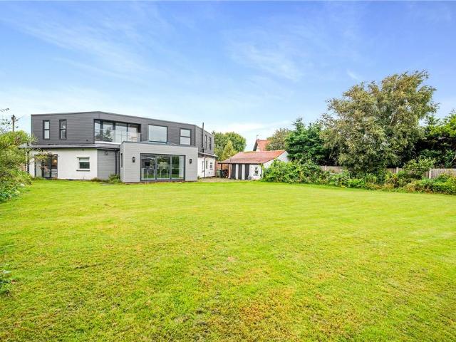 House for sale in Blundellsands, Blundellsands