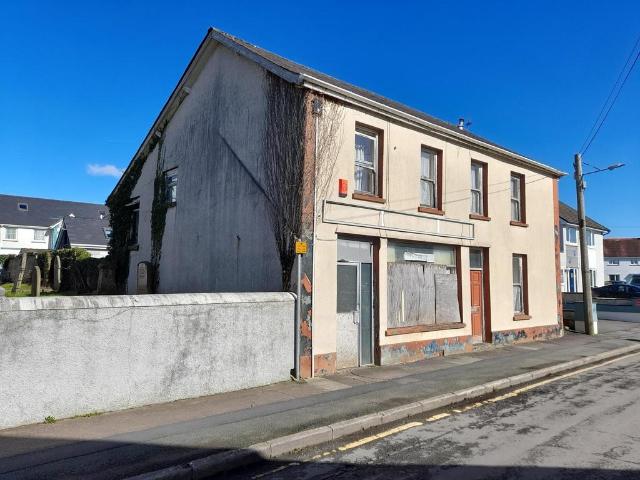 House for sale in Llandovery, Wales