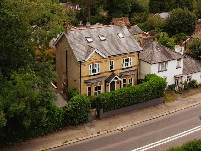 House for sale in Red Hill, Surrey