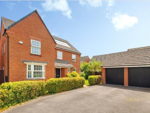 House for sale in Sandymoor, Halton