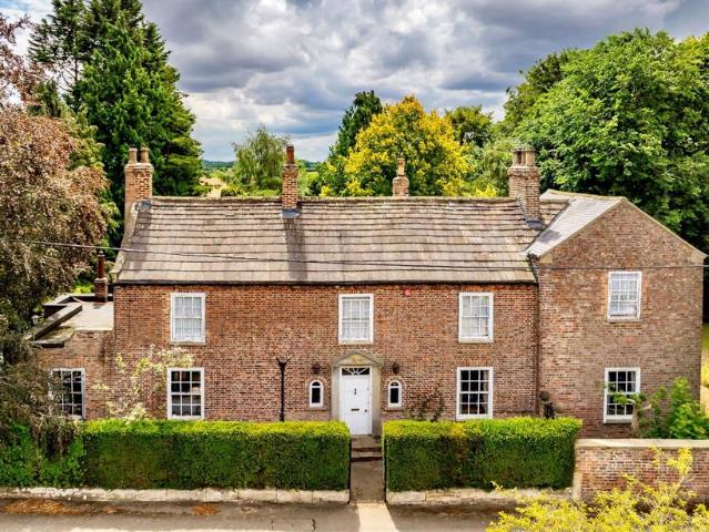 House for sale in Burneston, North Yorkshire