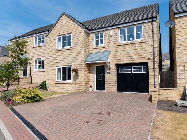 House for sale in Flockton, West Yorkshire