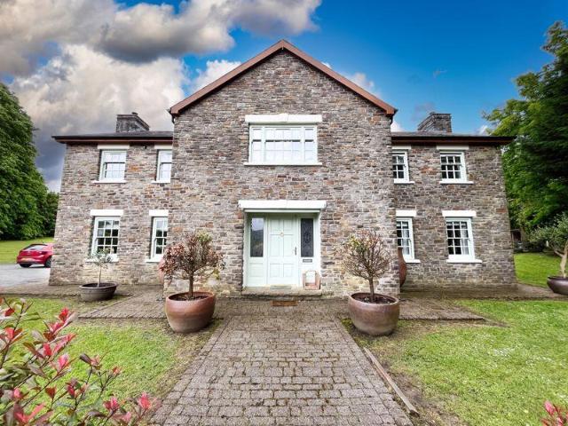 House for sale in Pontneddfechan, Wales