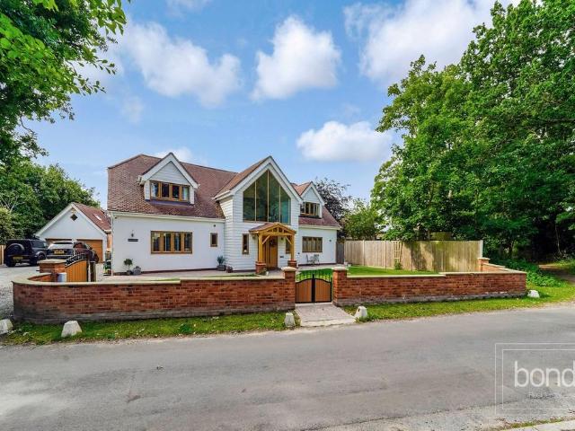 House for sale in Chelmsford, Isle Of Man