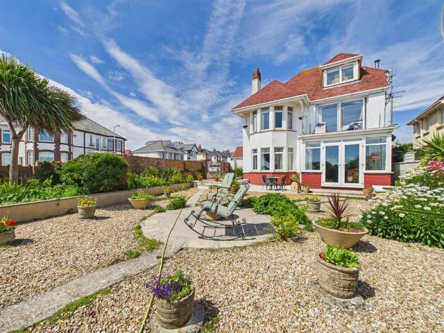 House for sale in Porthcawl, Nottage
