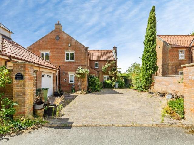 House for sale in Thorney, Alverton
