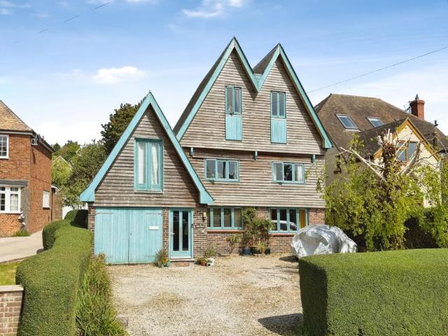 House for sale in Hythe, Folkestone