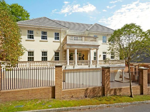 House for sale in Sunningdale, Windsor and Maidenhead