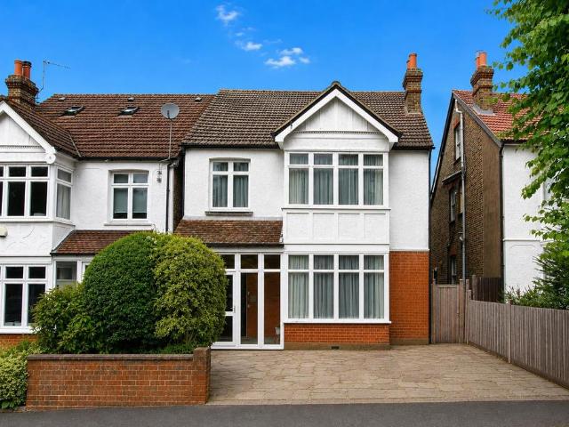 House for sale in Wallington, Greater London
