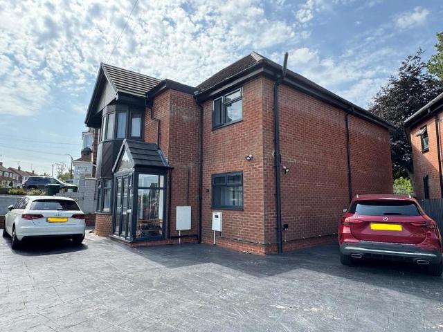 House for sale in West Bromwich, West Midlands