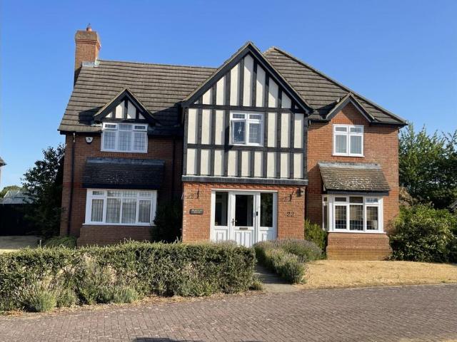 House for sale in Bedford
