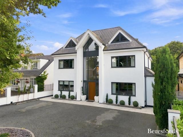 House for sale in London Borough of Havering, Greater London