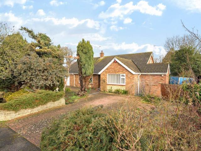 Bungalow for sale in Bedford