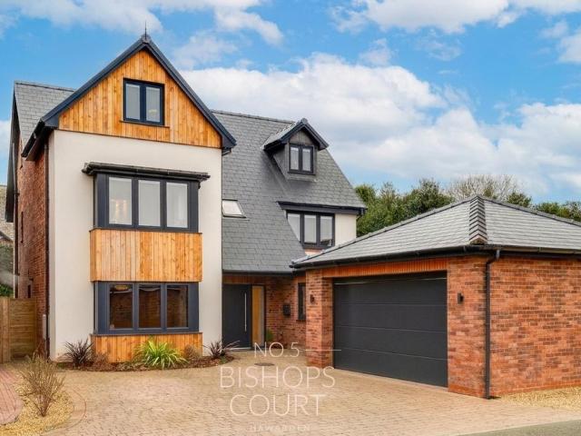 House for sale in Hawarden